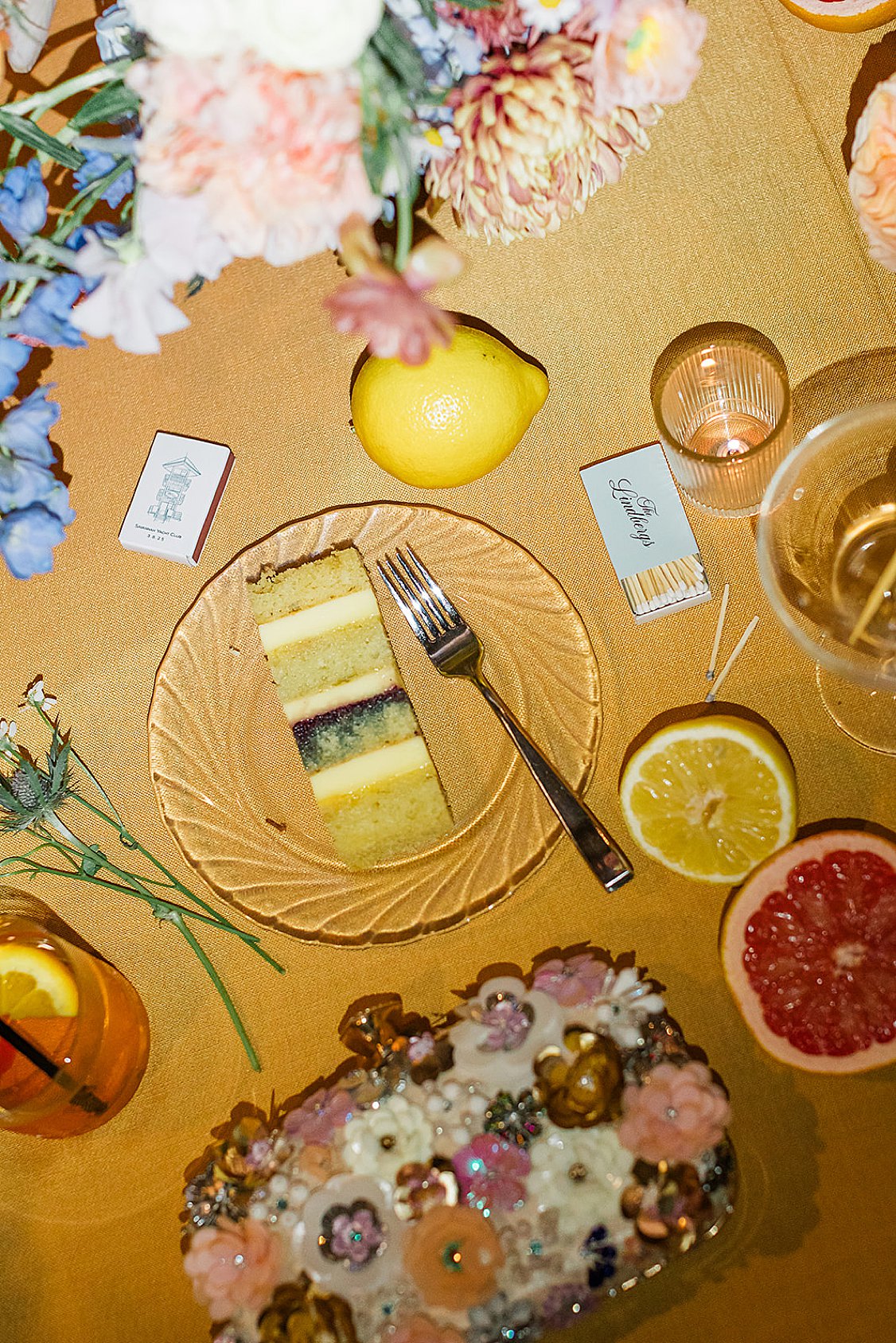 Colorful Savannah Yacht Club wedding by the river